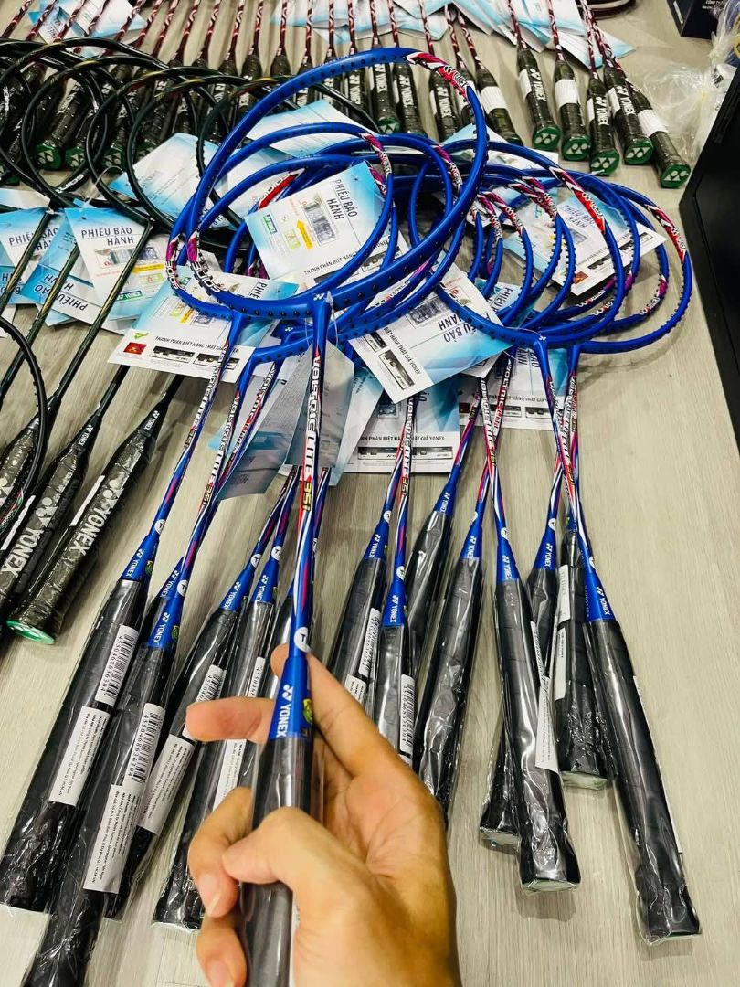 Ảnh của VỢT CẦU LÔNG YONEX VOLTRIC 35I
